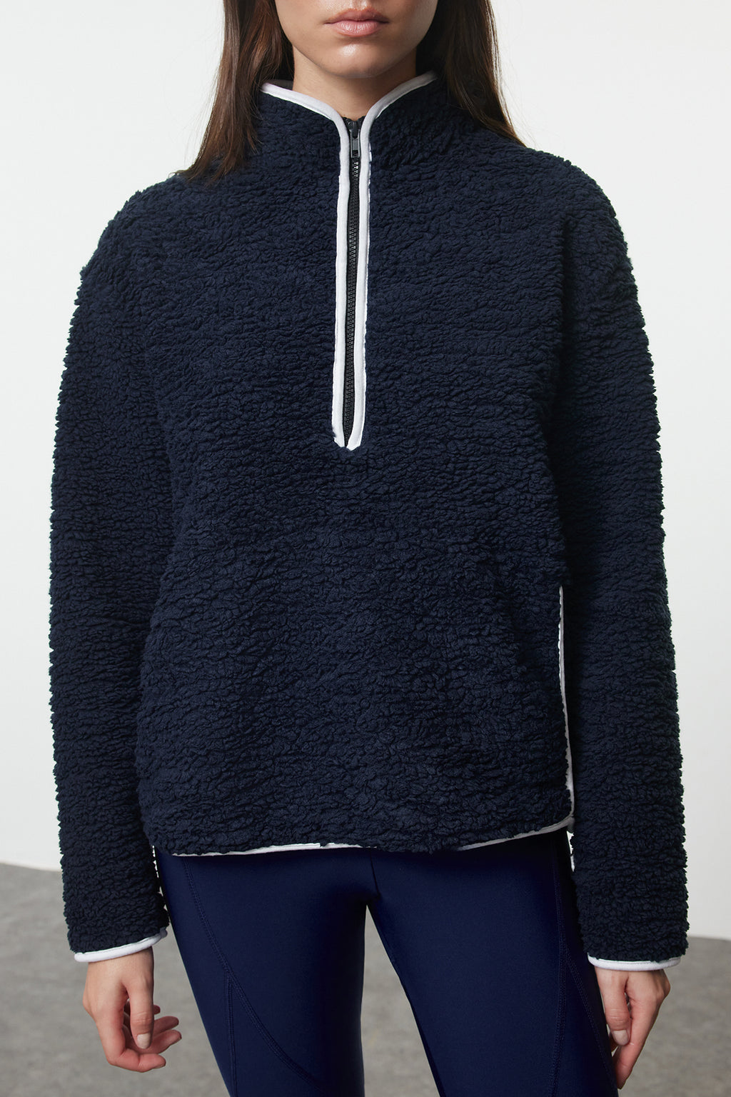 Trendyolmilla Lacivert Peluş Örme Spor Sweatshirt THMAW23SW00021