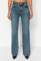 Trendyolmilla Mavi Soluk Efekt Vintage Yüksek Bel Wide Leg Geniş Paça %100 Pamuk Non-Stretch Jeans TWOAW24JE00089