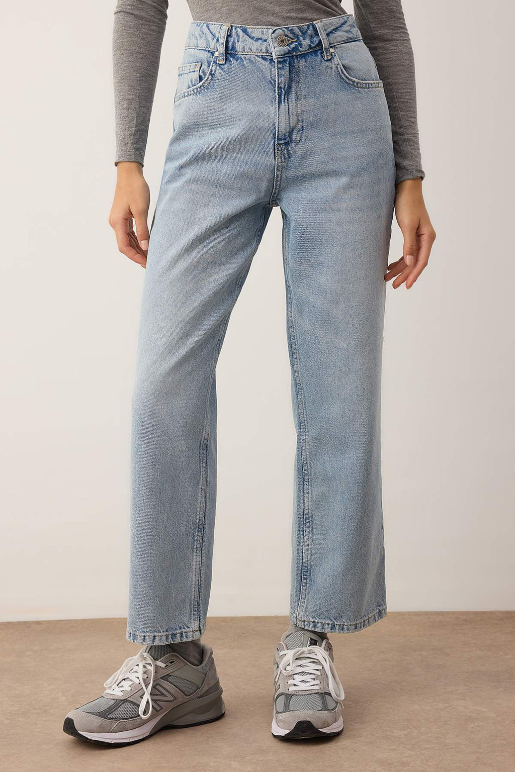 Trendyolmilla Açık Mavi  Yüksek Bel Straight Jeans TWOSS25JE00106