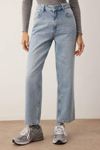 Trendyolmilla Açık Mavi  Yüksek Bel Straight Jeans TWOSS25JE00106