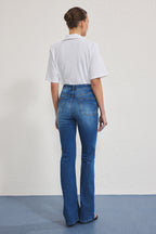 Trendyolmilla Koyu Mavi Yüksek Bel Orta Esnek Flare İspanyol Paça Jeans TWOSS25JE00109
