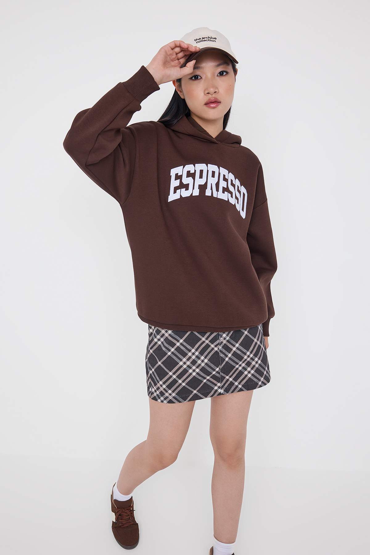 Teen Koyu Kahverengi Oversize/Geniş Kalıp Nakışlı Örme Sweatshirt TWOAW26SW00157 Secondary image