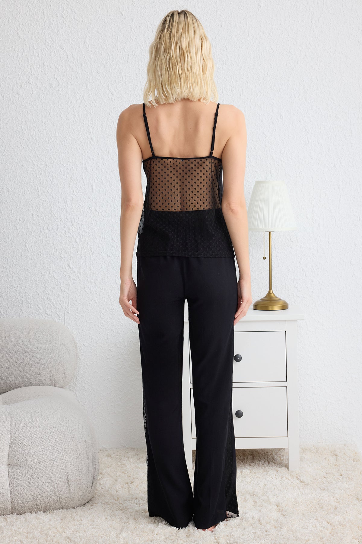 Trendyolmilla Bordo Puantiyeli Dantel Detaylı İp Askılı Dokuma Pijama Takımı THMSS25PT00128