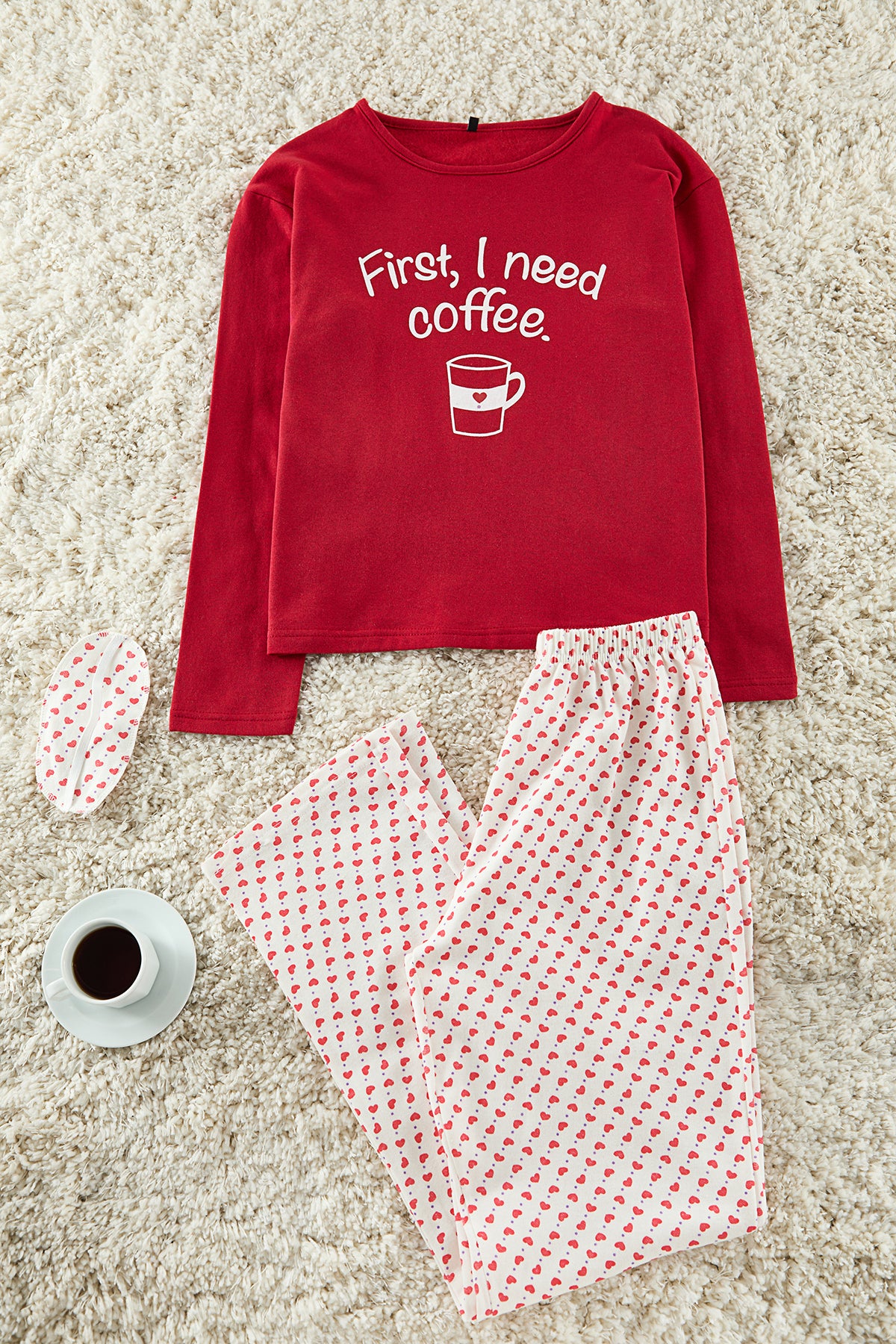 Trendyolmilla Kırmızı Pamuklu Kalpli Slogan Baskılı Uyku Bantlı Örme Pijama Takımı THMAW25PT00223 Secondary image