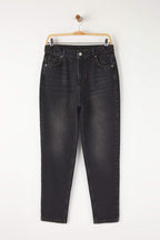 Trendyolmilla Siyah Yüksek Bel Mom %100 pamuk Non-Stretch Jeans TWOAW26JE00159