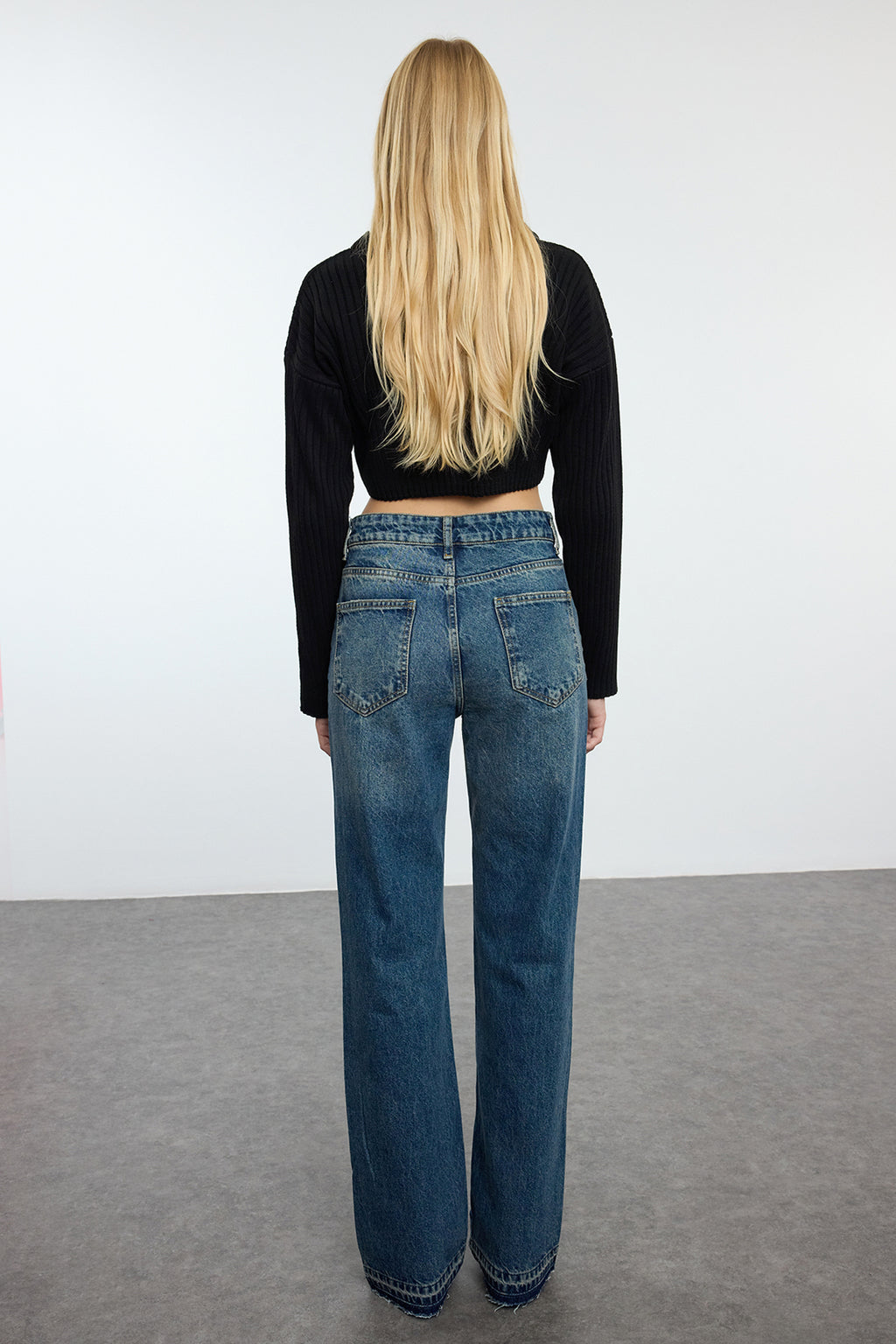 Koyu Mavi Yırtıklı Normal Bel Wide Leg Geniş Paça %100 Pamuk Non-Stretch Jeans TWOAW25JE00203