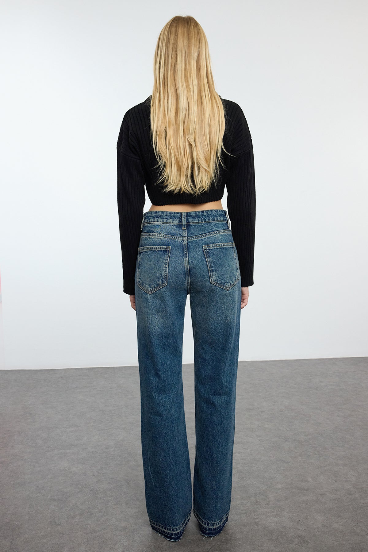 Koyu Mavi Yırtıklı Normal Bel Wide Leg Geniş Paça %100 Pamuk Non-Stretch Jeans TWOAW25JE00203