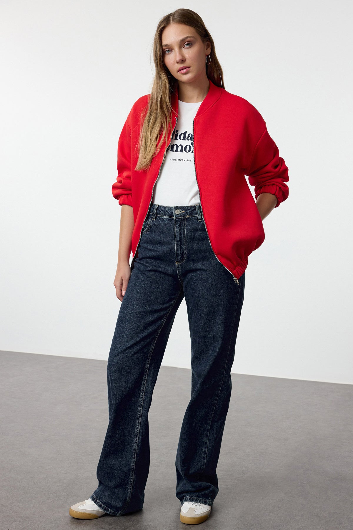 Trendyolmilla Ekru Fermuarlı Oversize/Geniş Kalıp Kalın İçi Polarlı  Örme Sweatshirt TWOAW25SW00122