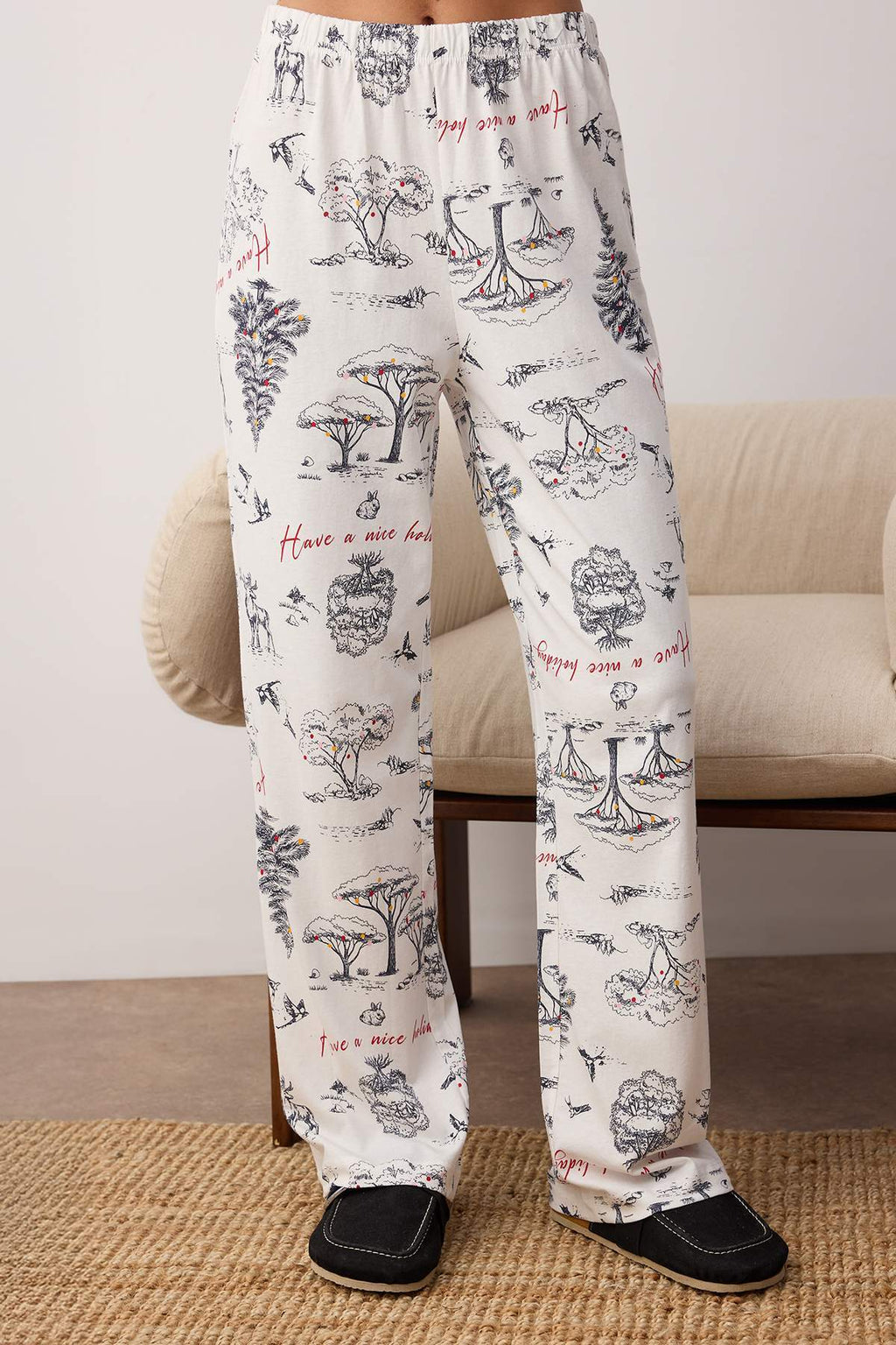 Ekru %100 Pamuklu Kış Temalı Biye Detaylı Örme Pijama Takımı THMAW25PT00038