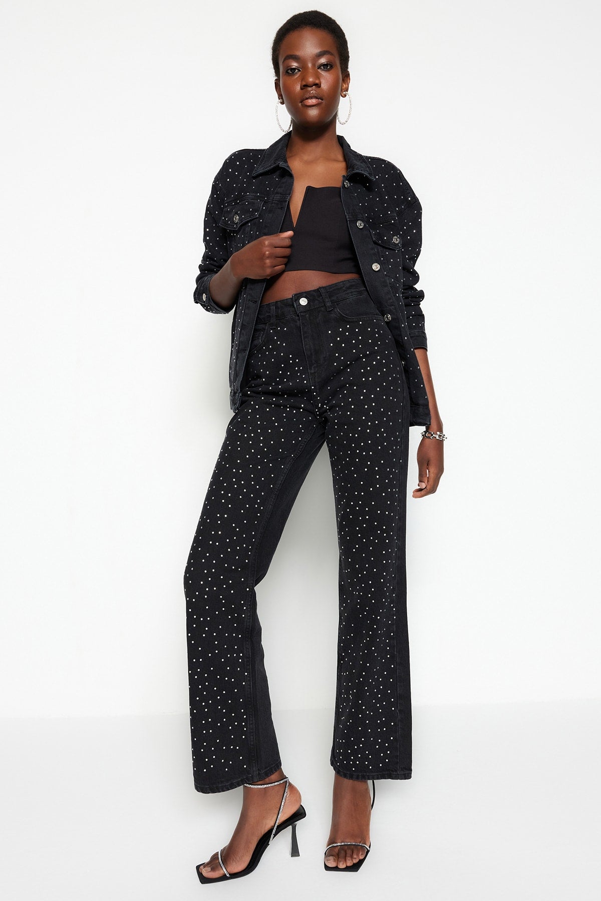 Trendyolmilla Kahverengi Taşlı Yüksek Bel Wide Leg Jeans TWOAW23JE00442