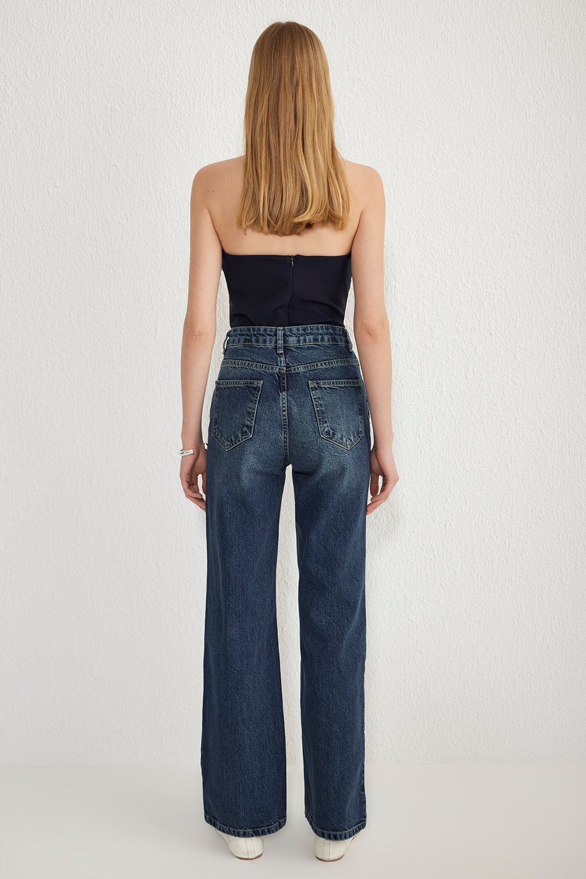 Trendyolmilla Açık Mavi Premium Yüksek Bel Wide Leg Jeans TWOSS25JE00089