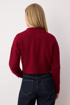 Trendyolmilla Gri Crop Yumuşak Dokulu Düğmeli Triko Hırka TWOAW24HI00198