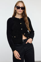 Trendyolmilla Gri Crop Premium İplik/Özel İplik Cep Detaylı Triko Hırka TWOAW24HI00051
