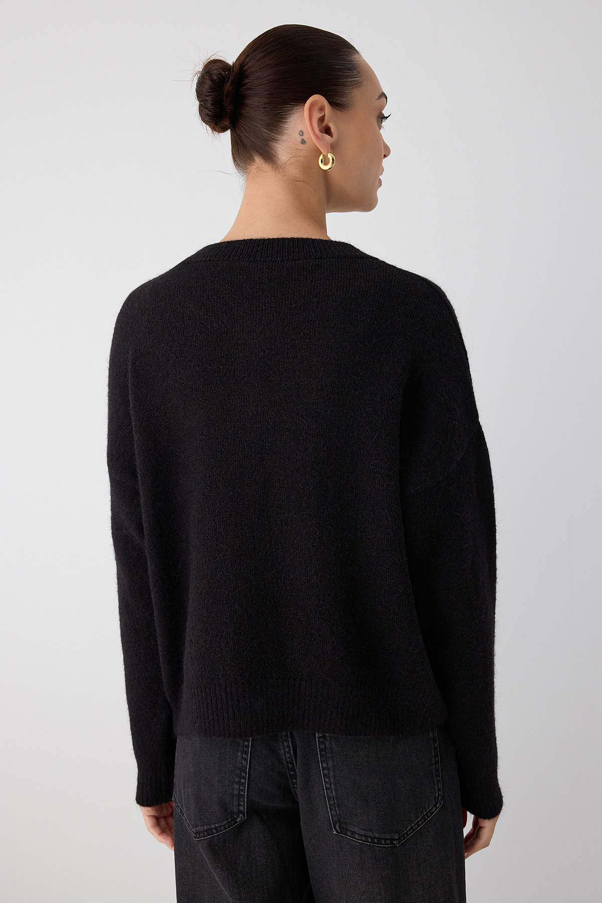 Trendyolmilla Wardrobe Essentials Siyah Alpaka Yünü Karışımlı Geniş Kalıp Triko Hırka | TWOAW26HI00089