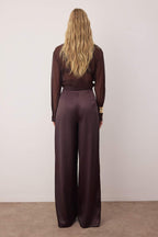 Trendyolmilla Bej Bol Paça Dokuma Saten Pantolon TPRSS23PL00001