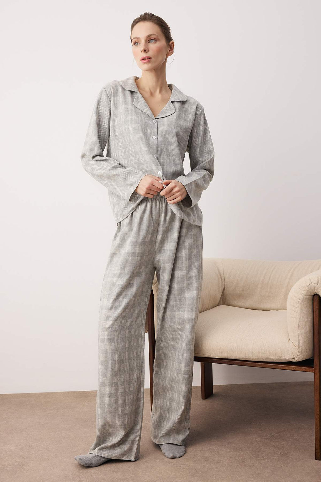 Trendyolmilla Lila-Çok Renkli Pamuklu Kalın/Kışlık Ekoseli Flanel Dokuma Pijama Takımı THMAW26PT00196