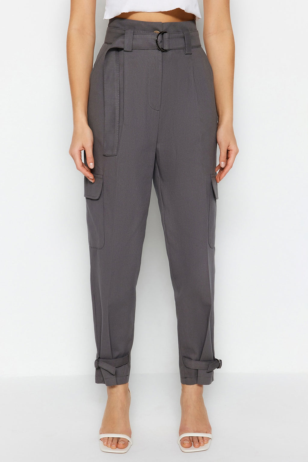 Gri Kemerli Kargo Dokuma Pantolon TWOSS21PL0138