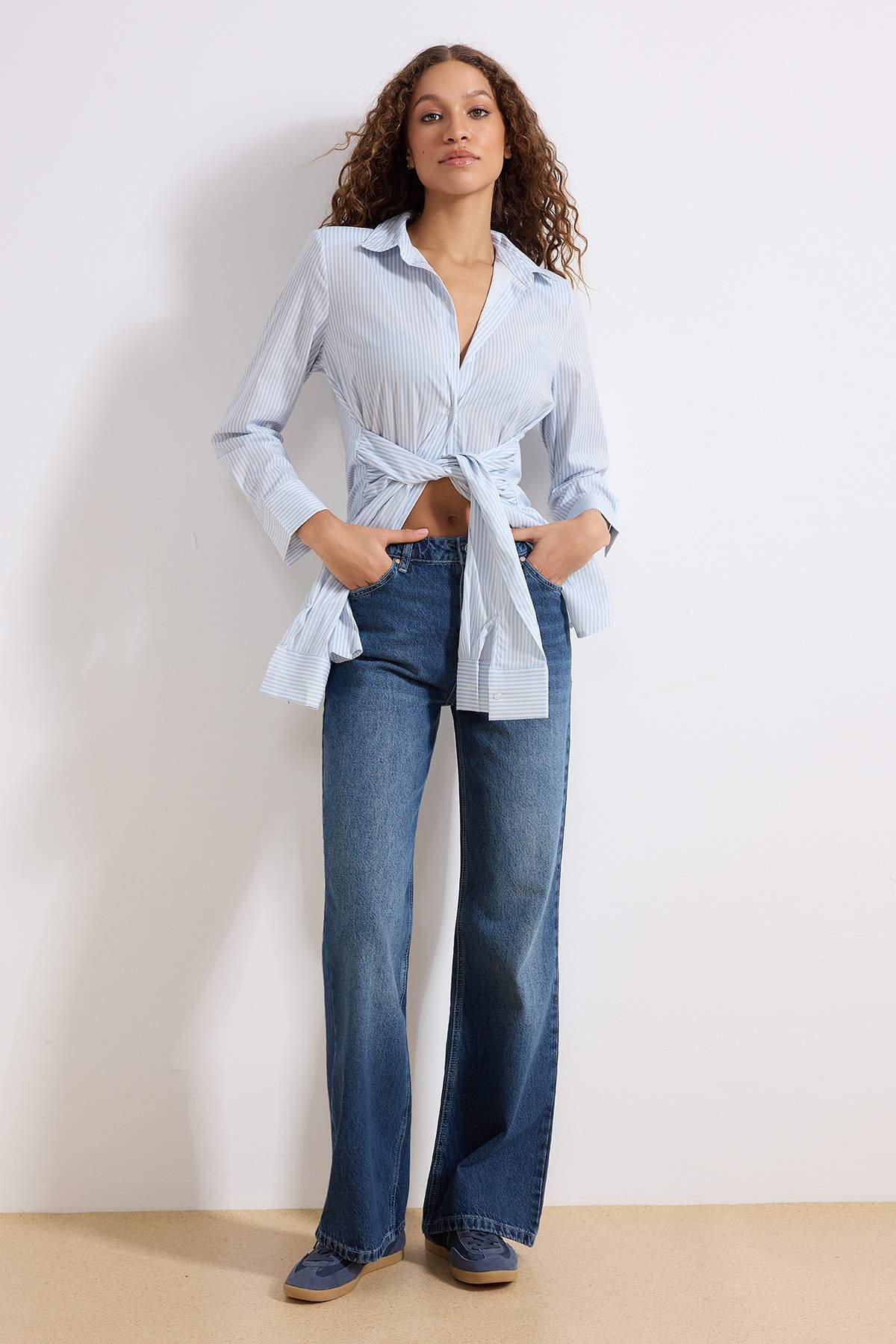 Trendyolmilla Lacivert Yüksek Bel Wide Leg Geniş Paça %100 Pamuk Non-Stretch Jeans TWOSS22JE0242 Main image