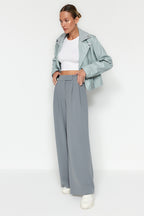 Trendyolmilla Yunus Gri Cırt Cırt Kapamalı Yüksek Bel Pileli Wide Leg/Geniş Kesim Örme Pantolon TWOAW24PL00177
