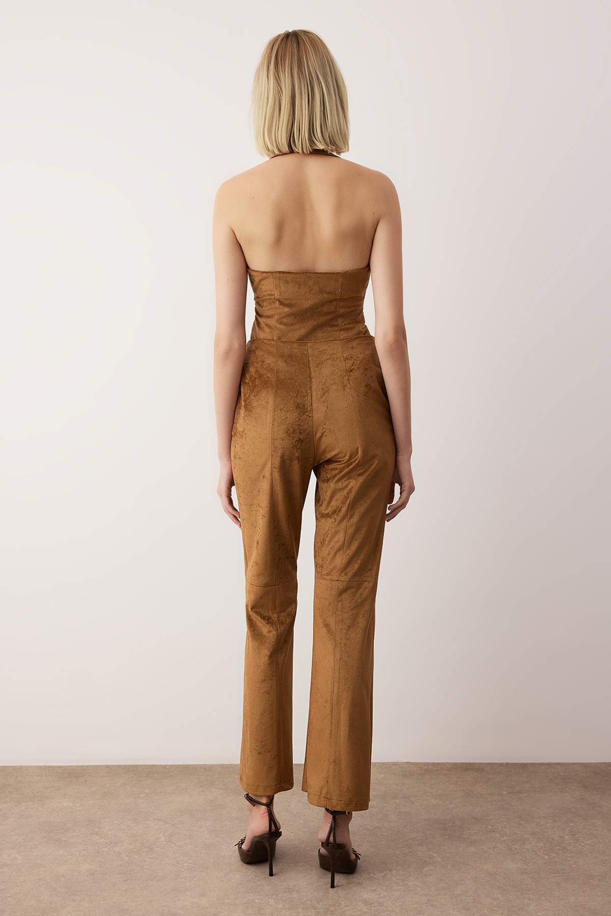 EXCLUSIVE Özel Koleksiyon Kahverengi Flare Bootcut Suni Süet Pantolon TWOAW26PL00117