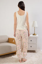 Ekru Çiçekli Dantel Detaylı Viskon Örme Pijama Takımı THMSS25PT00223