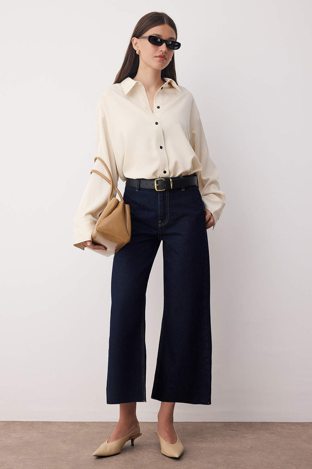 Trendyolmilla Kahverengi Orta Belli ve Beli Detaylı Normal Bel Culotte Jeans TWOAW26JE00045