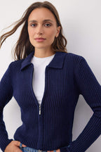 Trendyolmilla Wardrobe Essentials Gri Yumuşak Dokulu Fermuarlı Triko Hırka | TWOAW26HI00177
