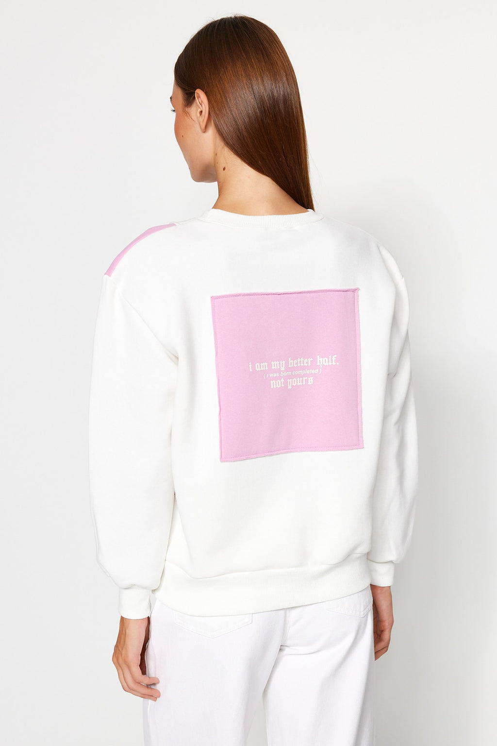 Trendyolmilla Beyaz Baskılı Basic Örme Sweatshirt TWOAW21SW0150