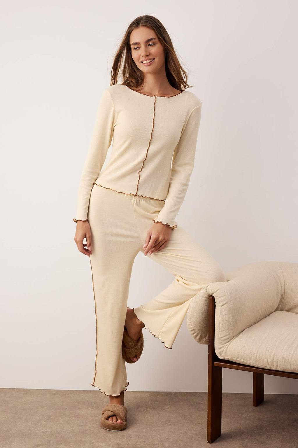 Taş Baby Overloklu Fitilli Örme Pijama Takımı THMAW26PT00122