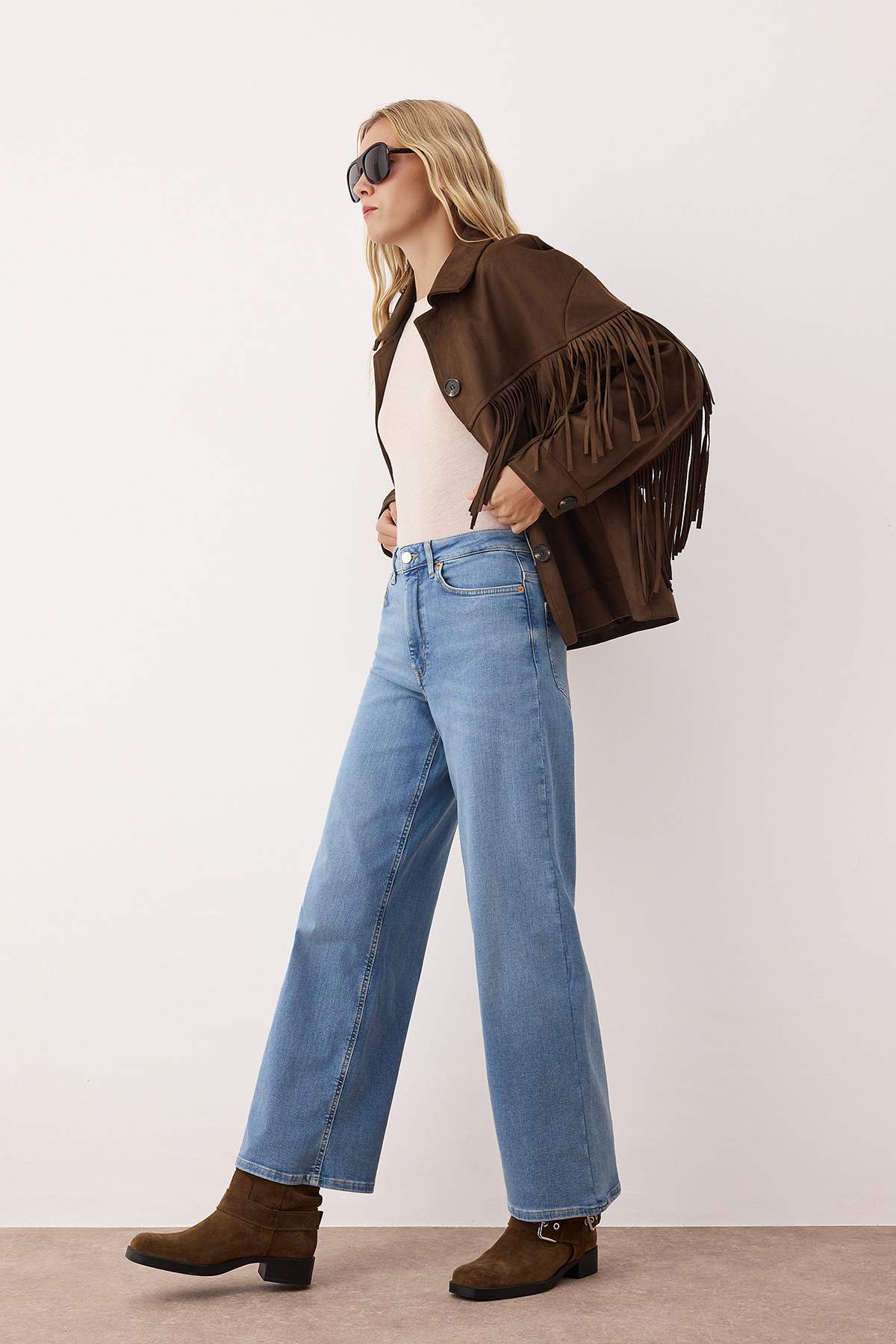 Mavi Yüksek Bel Wide Leg Jeans TWOAW26JE00189 Secondary image