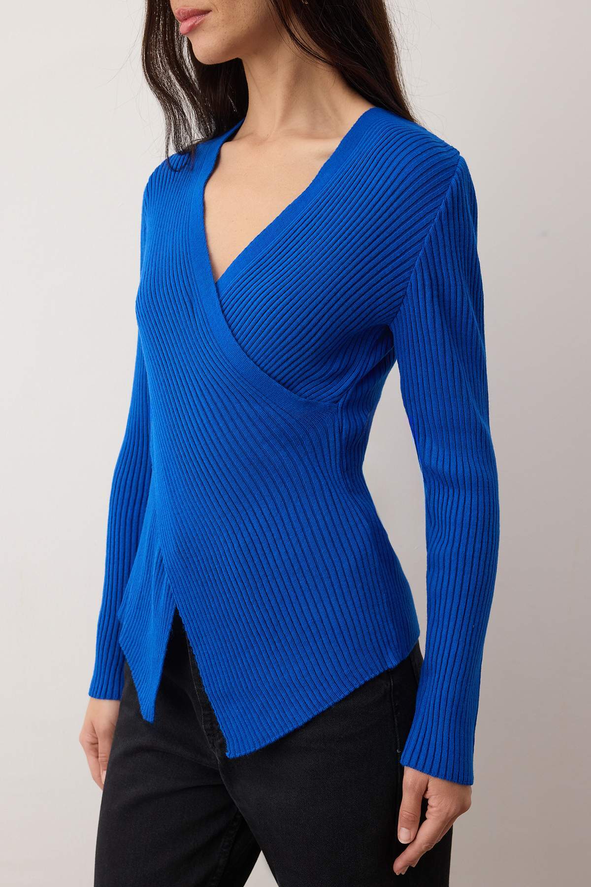 Trendyolmilla Saks*001 Fitted/Vücuda Oturan Kruvaze İnce Triko Kazak TWOAW26KZ00178