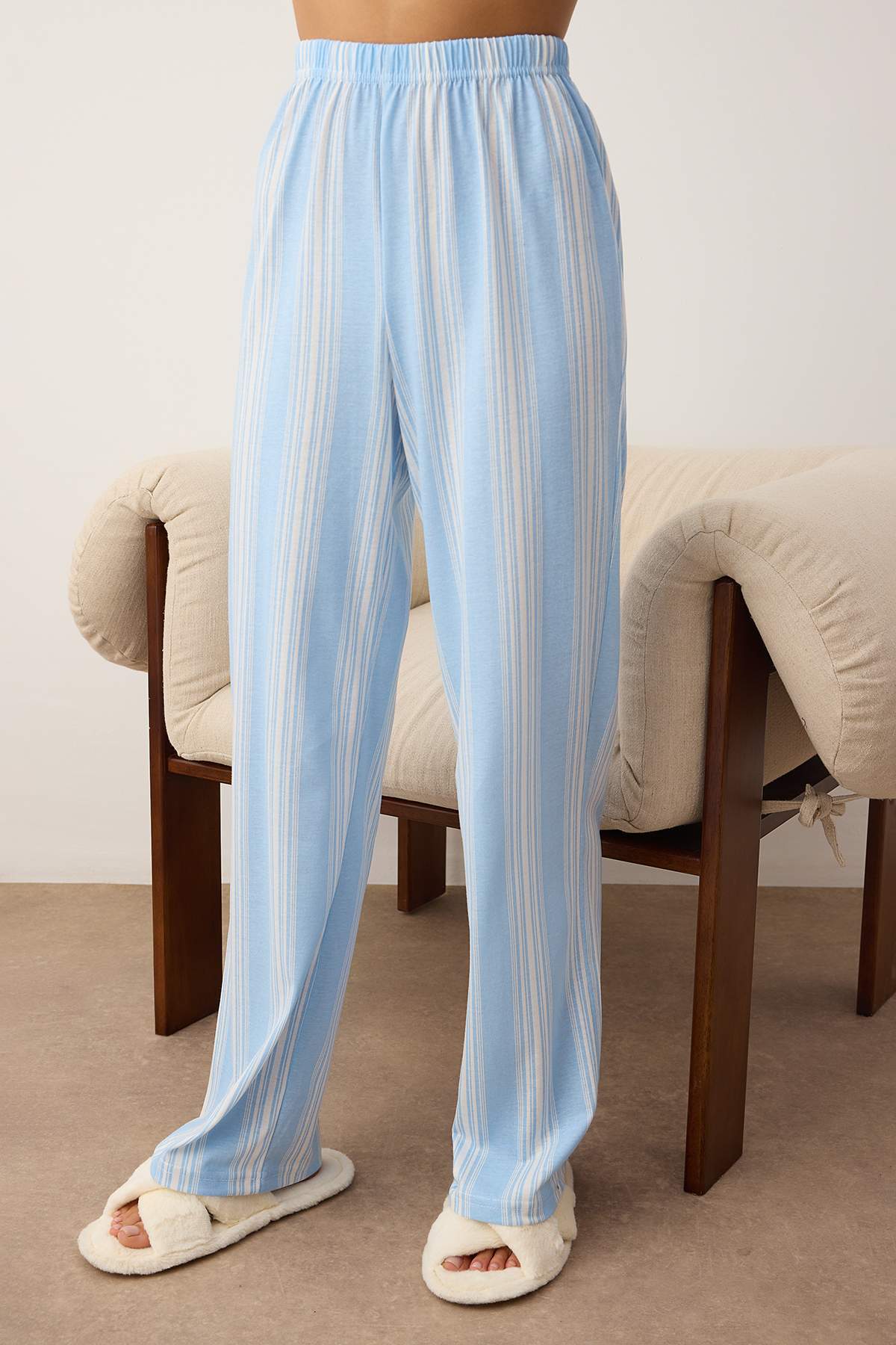 Trendyolmilla Antrasit Pamuklu Çizgili Örme Pijama Takımı THMAW25PT00188