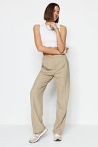 Trendyolmilla Limited Edition Vizon Straight/Düz Kesim Pilili Dokuma Kumaş Pantolon TWOAW23PL00401