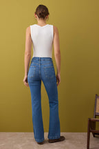 Trendyolmilla Kahverengi Yüksek Bel Orta Esnek Flare İspanyol Paça Jeans TWOAW26JE00047