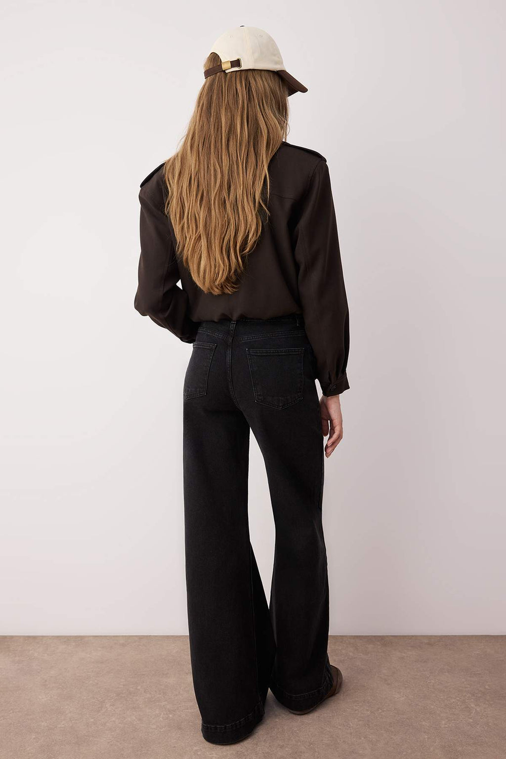 Trendyolmilla Açık Mavi Paça Detaylı Yüksek Bel Wide Leg Comfort Jeans TWOAW26JE00000