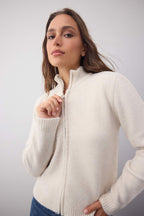 Trendyolmilla Wardrobe Essentials Lacivert Yünlü Fermuarlı Dik Yaka Papatya Elcikli Triko Hırka |TWOAW26HI00090