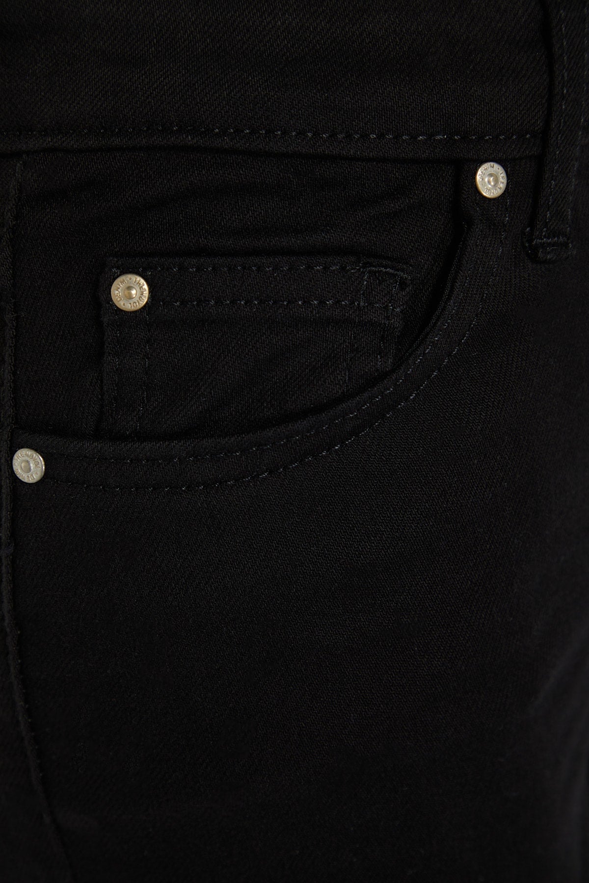 Solmayan Siyah Toparlayıcı Yüksek Bel Ekstra Esnek Flare Esnek Jeans TWOAW23JE00250