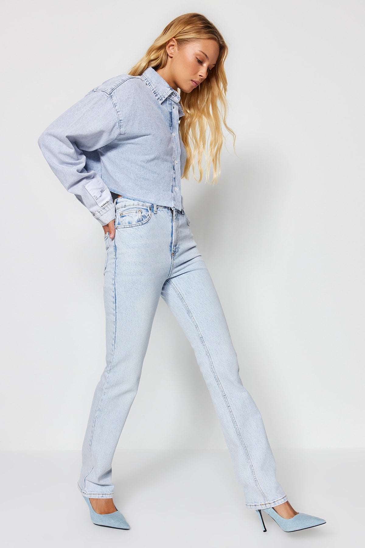 Trendyolmilla Antrasit Yüksek Bel Comfort/Esnek Bootcut Jeans TWOAW23JE00657