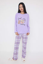 Trendyolmilla Kırmızı-Beyaz Ayıcıklı Kış Temalı Örme Pijama Takımı THMAW26PT00047