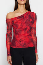 Trendyolmilla Antrasit Tül Fitted/Vücuda Oturan Astarlı Asimetrik Yaka Bluz TWOAW24BZ00051