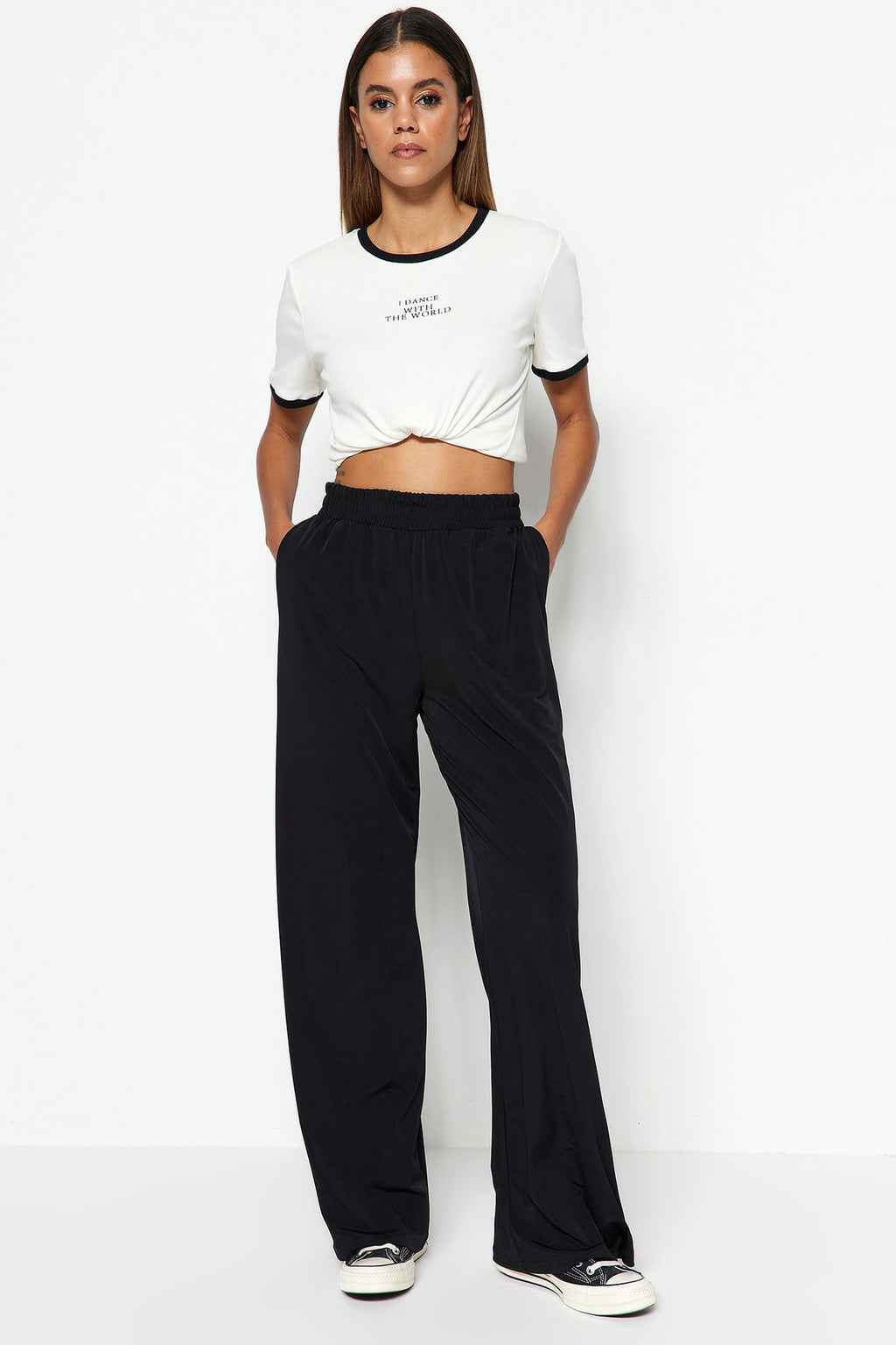 Trendyolmilla Lacivert Wide Leg/Rahat Kesim Yüksek Bel Esnek Pantolon TWOSS23PL00129