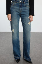 Koyu Mavi Yırtıklı Normal Bel Wide Leg Geniş Paça %100 Pamuk Non-Stretch Jeans TWOAW25JE00203