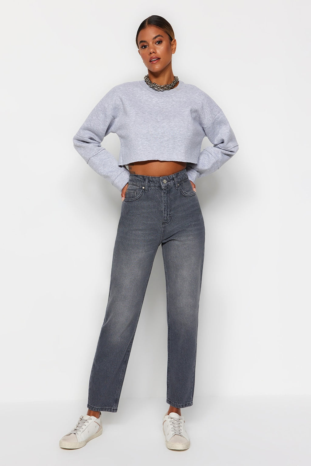 Trendyolmilla Mavi Yüksek Bel Mom %100 Pamuk Non-Stretch Jeans TWOAW24JE00076