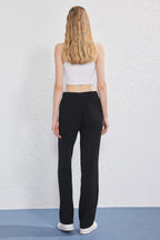 Trendyolmilla Siyah Arka Beli Lastikli Straight/Düz Kesim Dokuma Pantolon TWOSS25PL00102