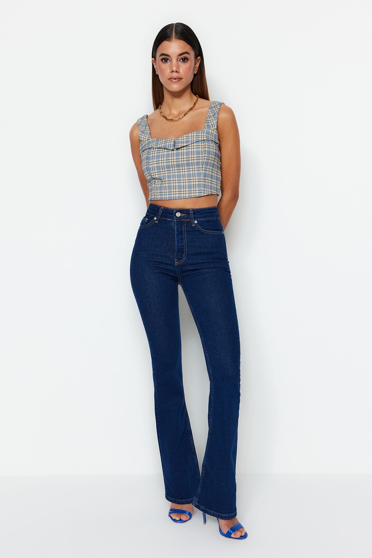 Trendyolmilla More Sustainable Açık Mavi Yüksek Bel Comfort/Esnek Flare İspanyol Paça Jeans TWOSS23JE00063