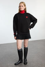 Trendyolmilla Bordo Nakışlı Regular/Normal Kalıp Kalın İçi Polarlı  Örme Sweatshirt TWOAW25SW00176