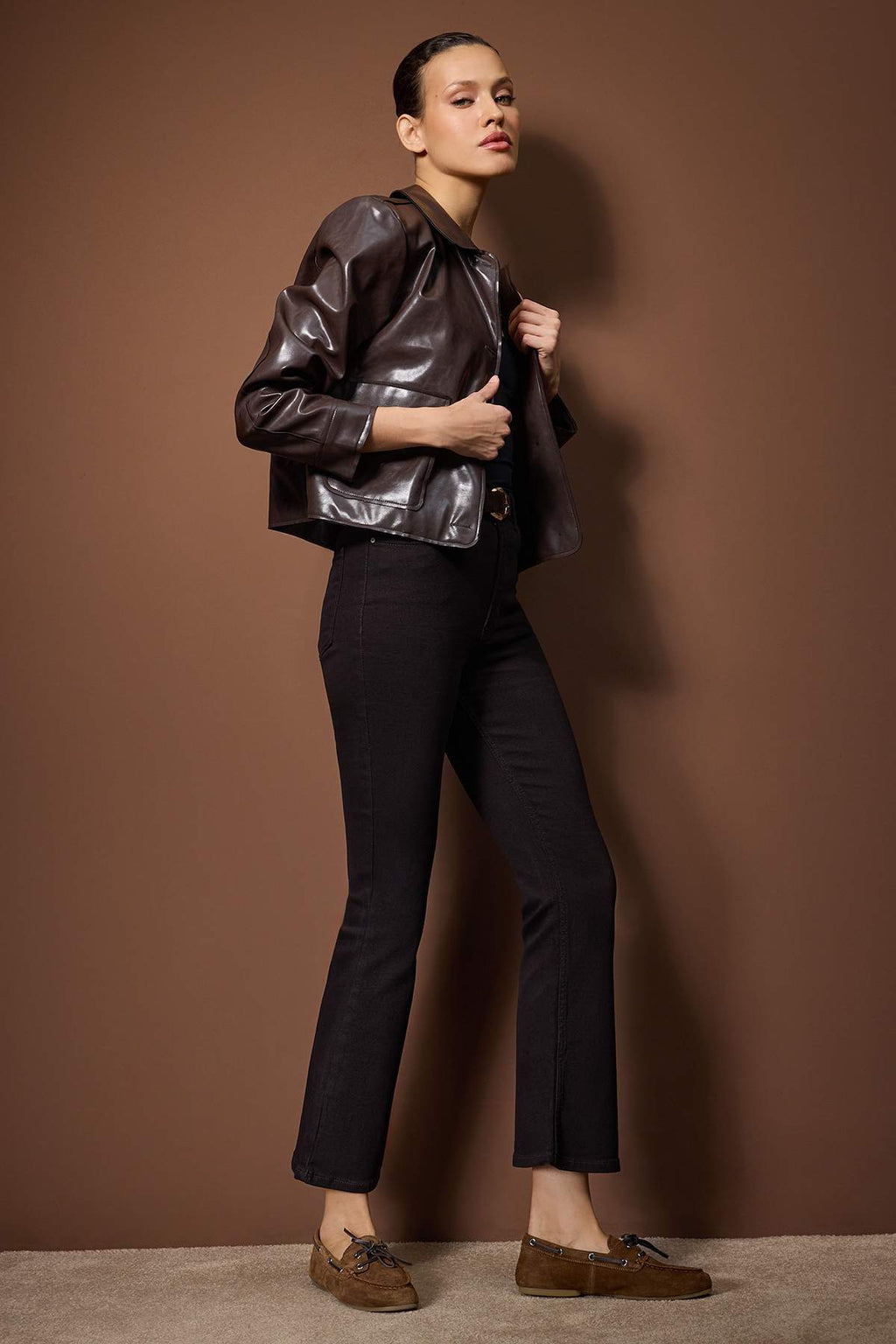Kahverengi Yüksek Bel Comfort/Esnek Crop Flare Jeans TWOAW26JE00278