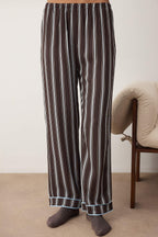 Trendyolmilla Bordo Biyeli Viskon Dokuma Pijama Takımı THMAW21PT0292