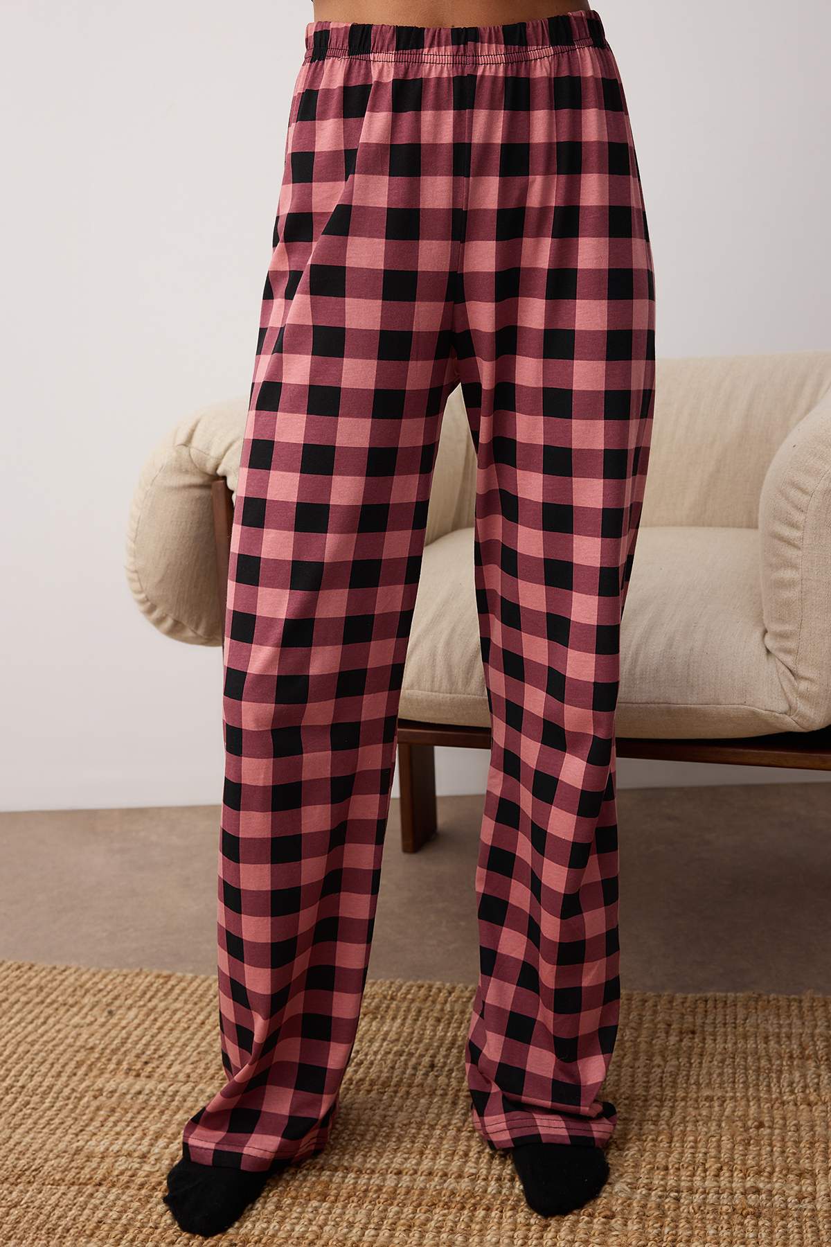Trendyolmilla Siyah %100 Pamuklu Ayıcıklı Ekoseli Örme Pijama Takımı THMAW25PT00088