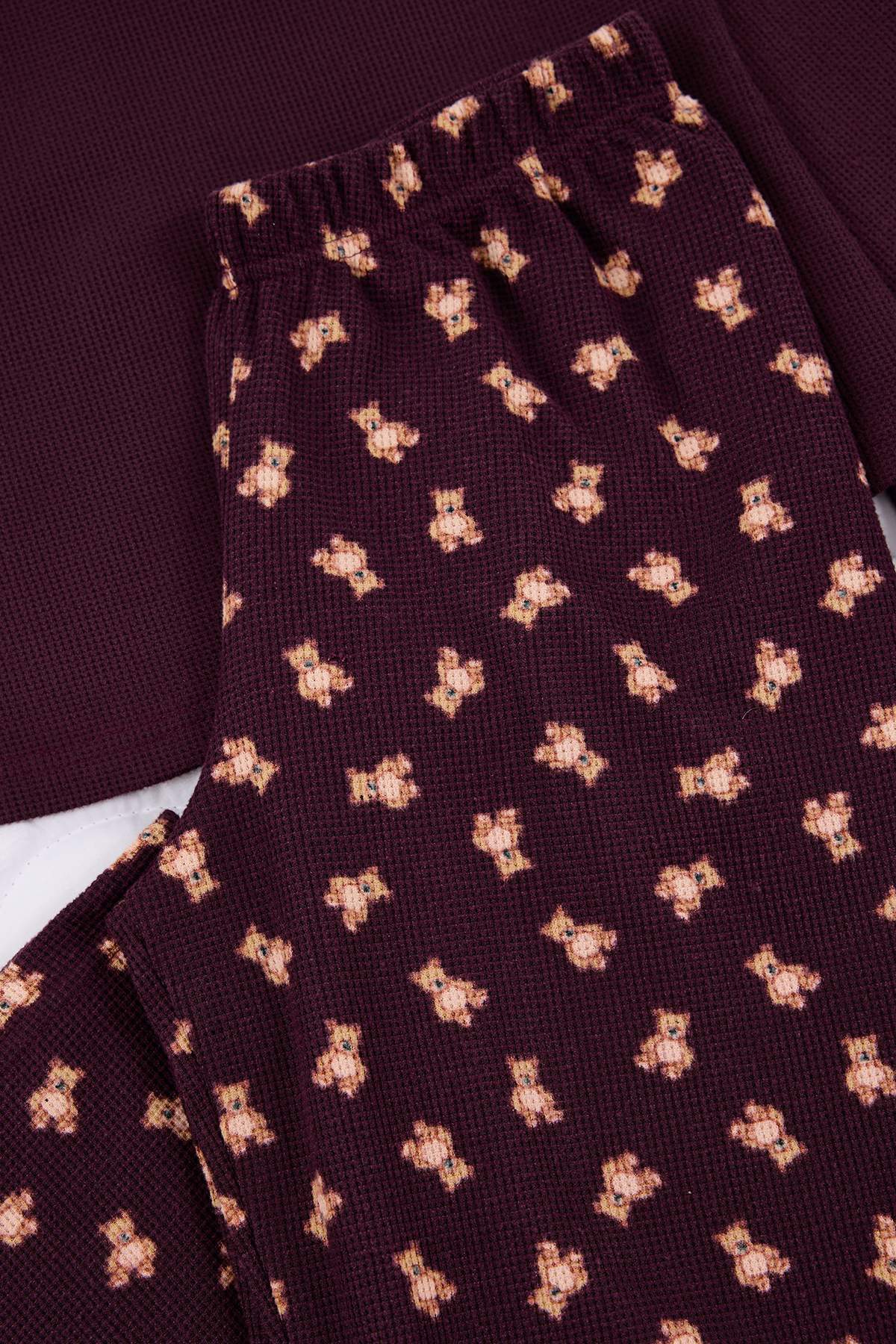 Trendyolmilla Bordo Kurdele/Fiyonklu Yumuşak Kışlık Waffle Örme Pijama Takımı THMAW26PT00187